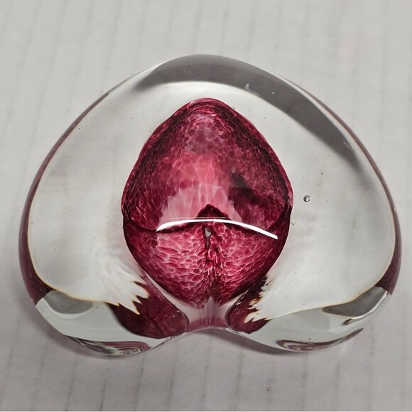 NOT FOR SALE Vintage Murano Italy Blown Glass Heart Paperweight - Picture 5 of 8